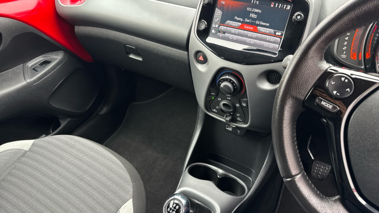 Toyota Aygo 1.0 VVT-i X-Play 5dr Petrol Hatchback